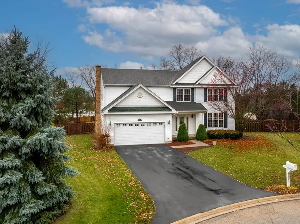 2861 Harrisburg Ct, Lindenhurst, IL 60046