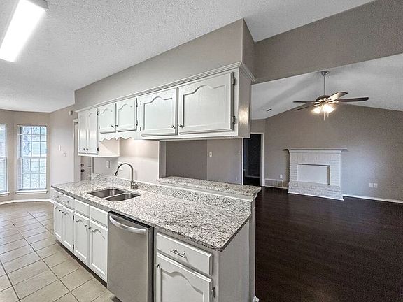 3rd image of 6907 Amanda Dr N