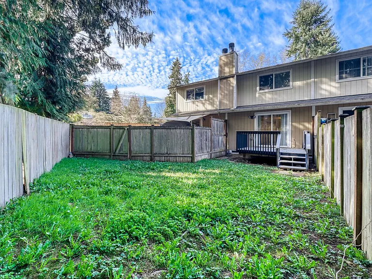 14131 Admiralty Way #B — Photo 11