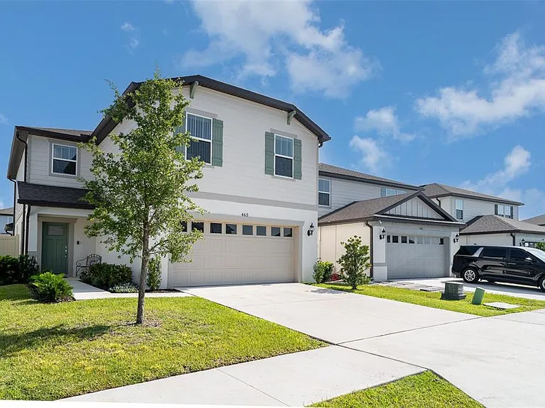 465 Waterford Dr — Photo 1