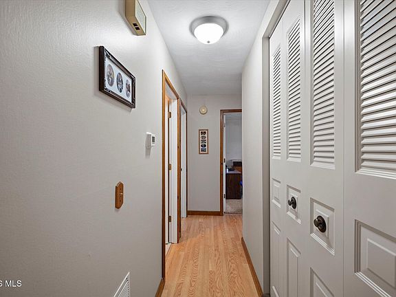 4th image of 150 Birchdale Rd
