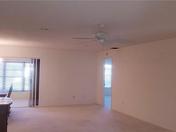 4th image of 1235 Broadwater Dr