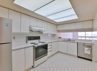 5 Kenneth Ave #907, Toronto, ON M2N6M7