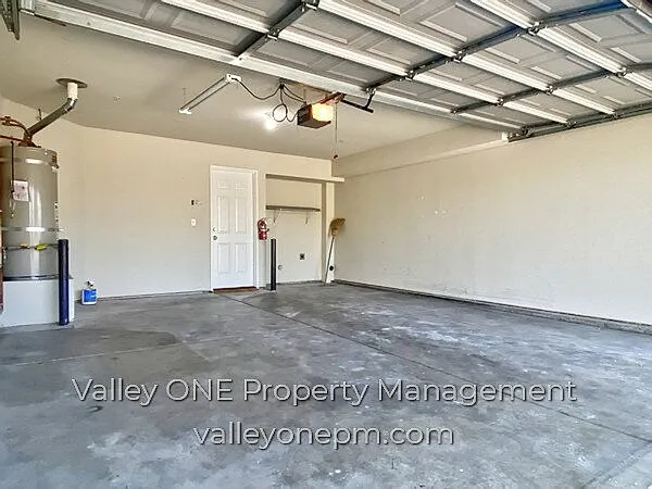 1180 E Monte Vista Ave — Photo 28