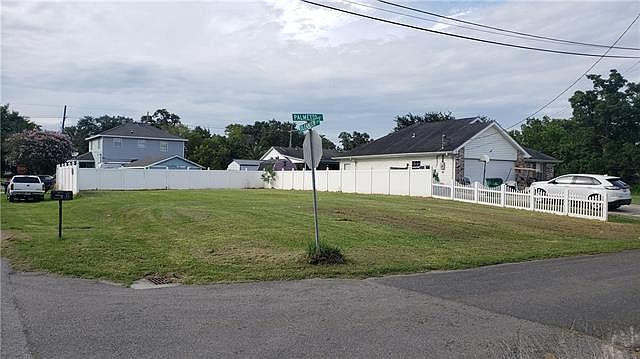 1st image of Palmetto St