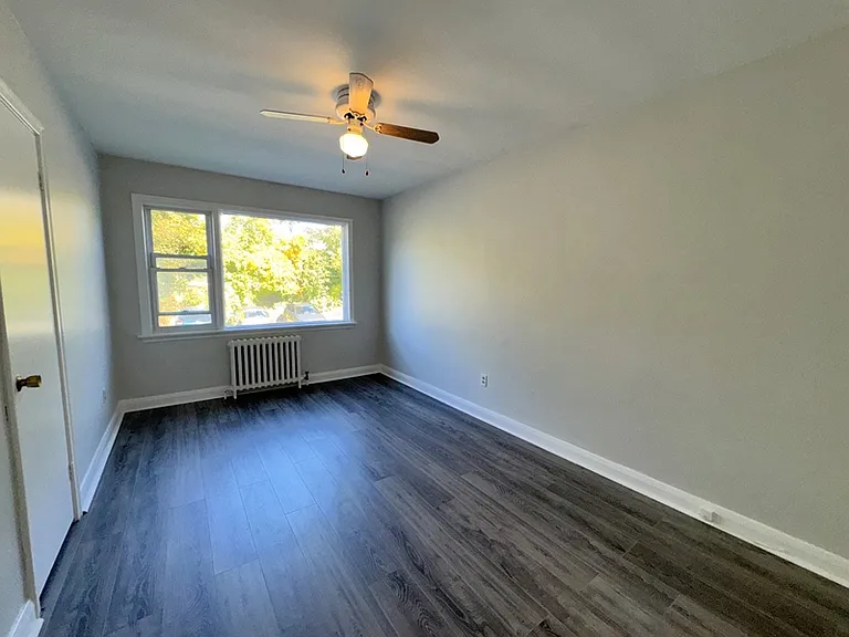 74 Shirley Ave — Photo 38