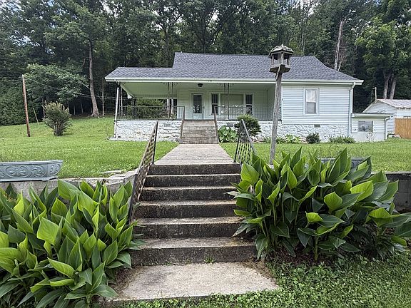 3rd image of 103 Dykes Rd