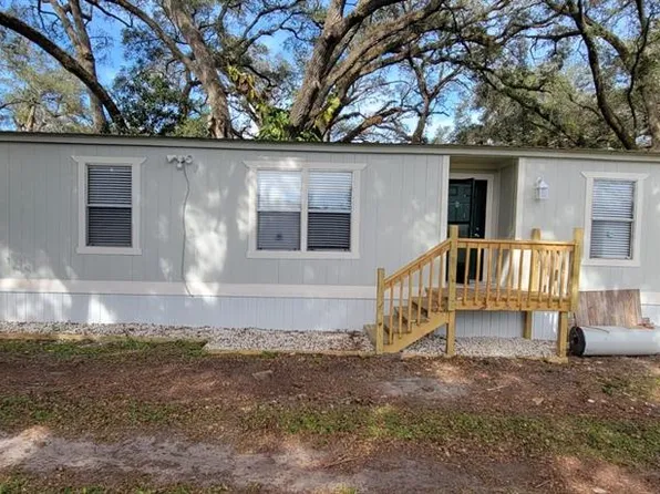 38541 Dennis Ln, Zephyrhills, FL 33540