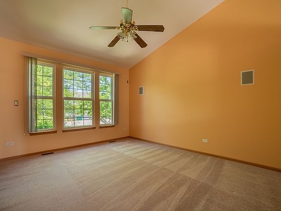 2nd image of 7600 Red Oak Dr