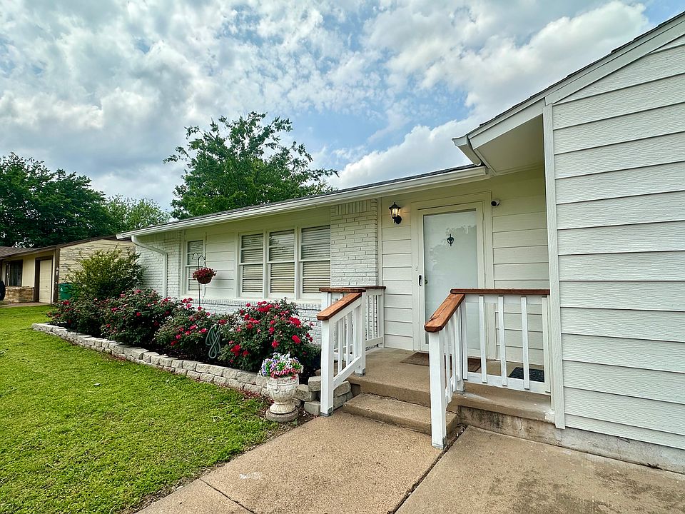 1st image of 1346 Hillcrest Dr