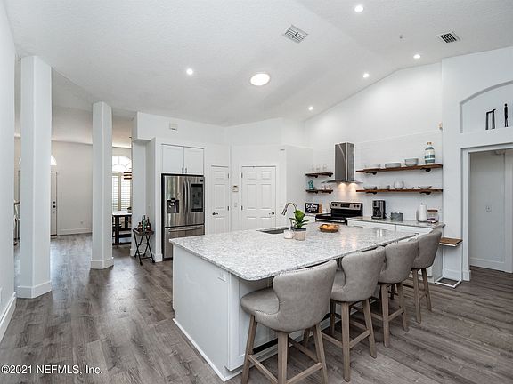 3rd image of 152 Crosscove Cir Unit No 1 Lot 2