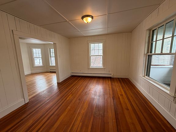 4th image of 80 Central St #2