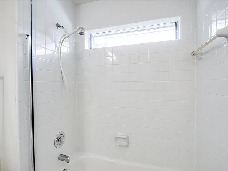 14202 Scarborough Fair St — Photo 35