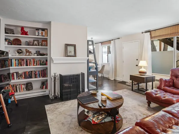 4261 49th St APT 3, San Diego, CA 92115