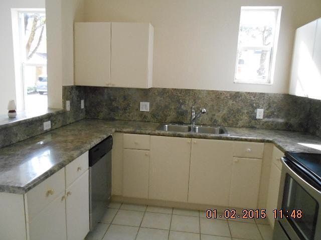 BIG Kitchen with Stainless Appliances