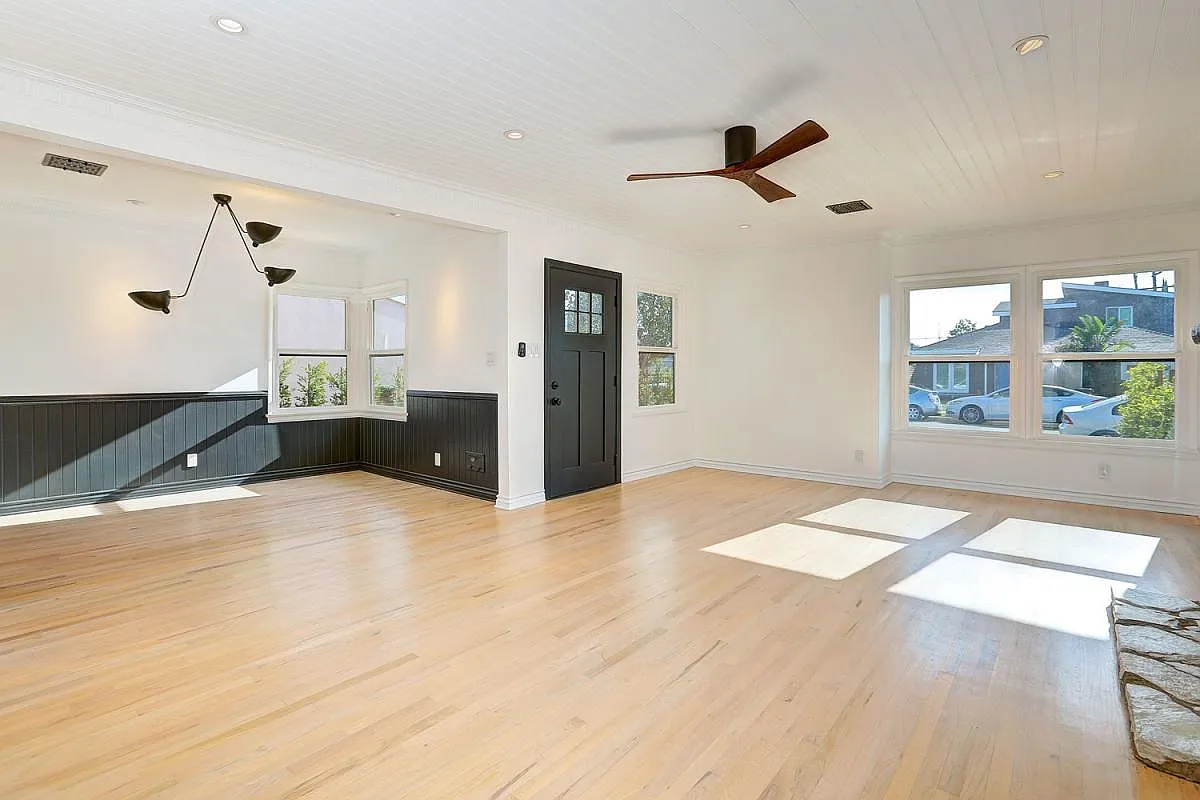 12927 Rubens Avenue — Photo 1