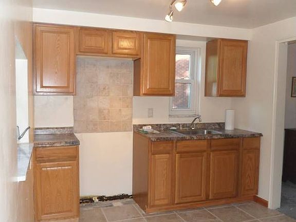 New kitchen