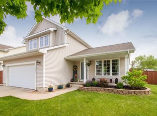 2945 SW Meadow Ridge Dr, Ankeny, IA 50023