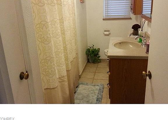 5th image of 3956 Stratford Blvd