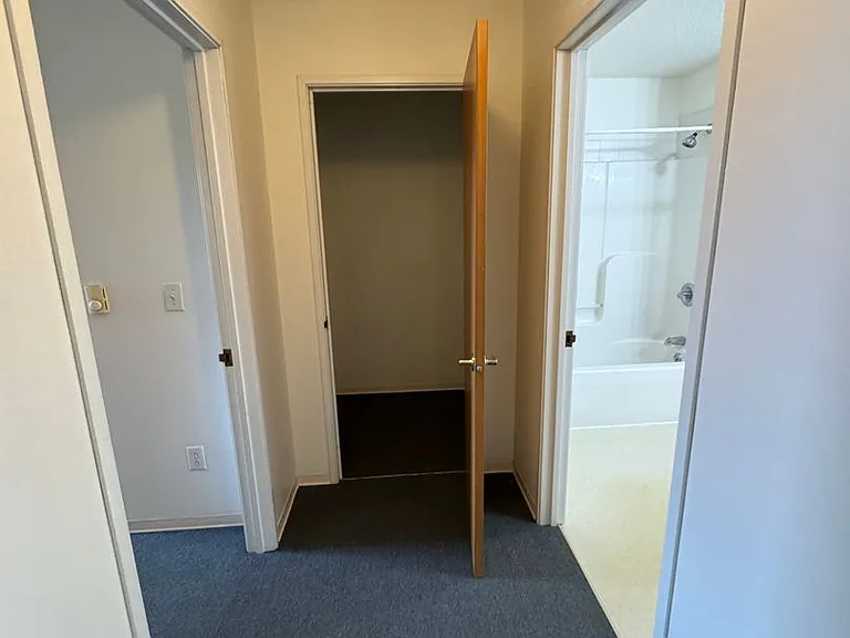 90 E Gridley Ave — Photo 67