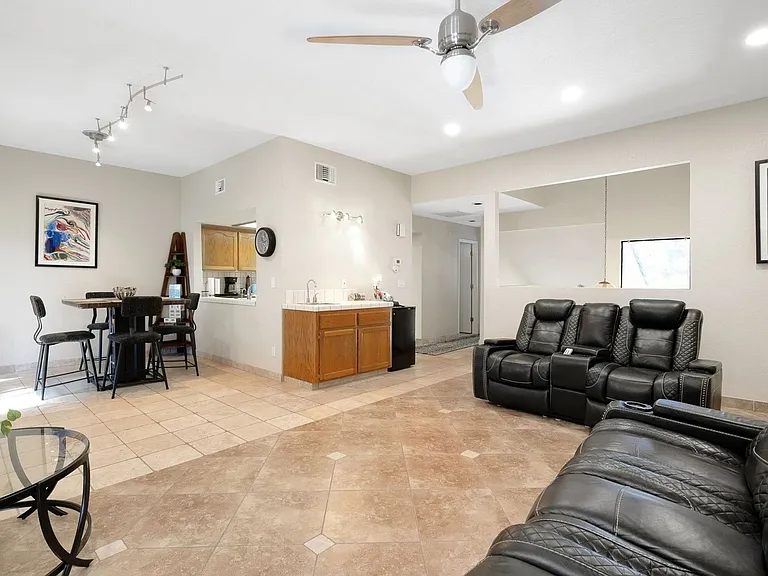 14500 Las Palmas Dr #54 — Photo 20