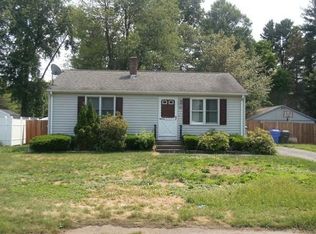 33 Groton St, Springfield, MA 01129