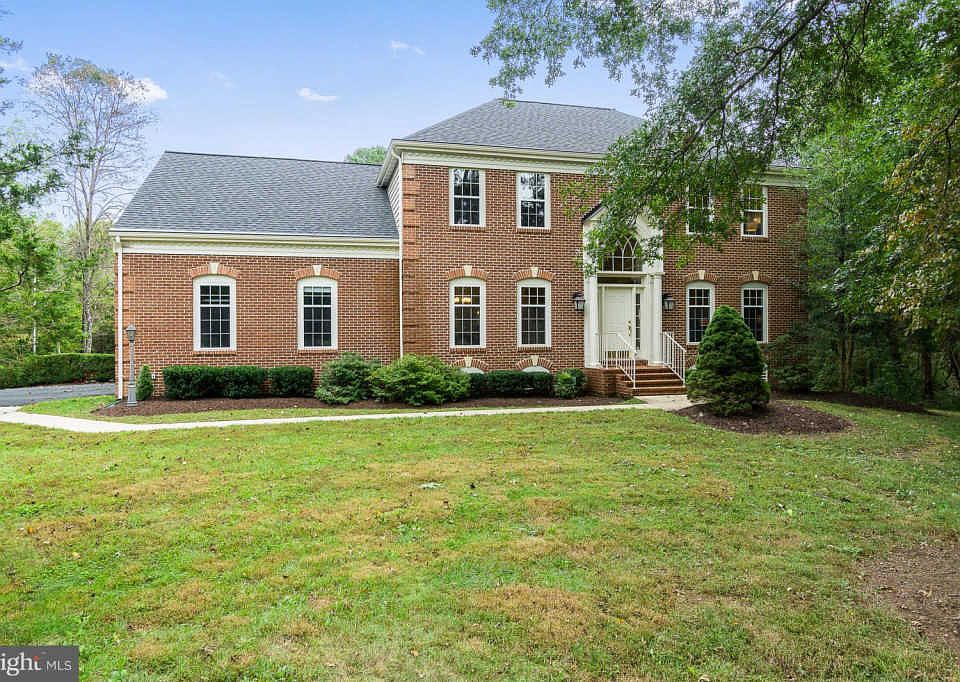 1st image of 3921 Clifton Manor Pl
