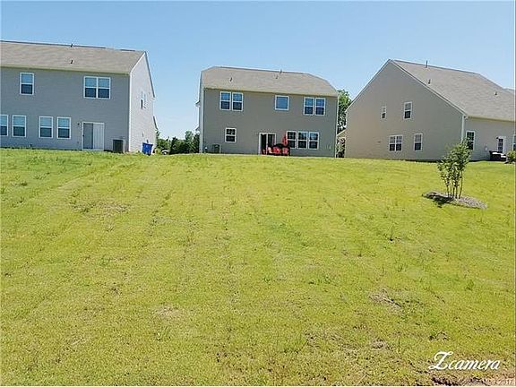 3rd image of 113 Mackinac Dr #91