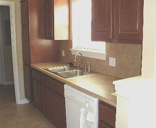 Kitchen 3