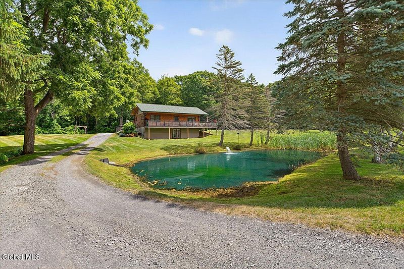 3rd image of 39 Elmore Robinson Road