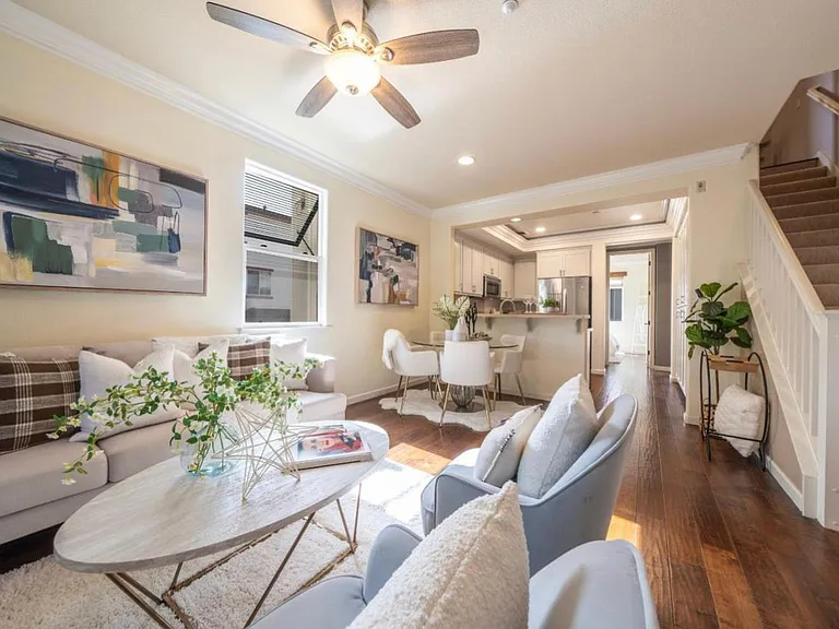 1350 McKinley Ct #1351 — Photo 4