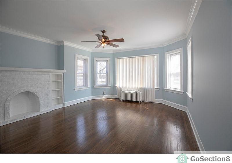 2nd image of 7932 S Yates Blvd