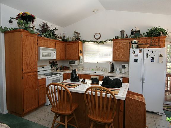 5th image of 38685 Big Bear Blvd