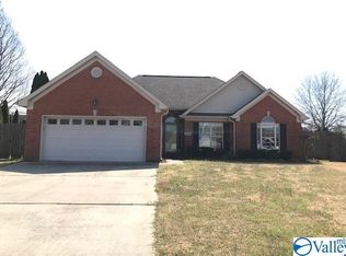 2718 Jarvis St SW, Decatur, AL 35603