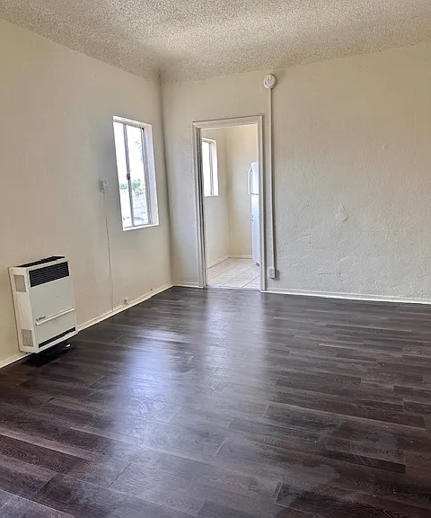 325 W 84th Pl #9 — Photo 1