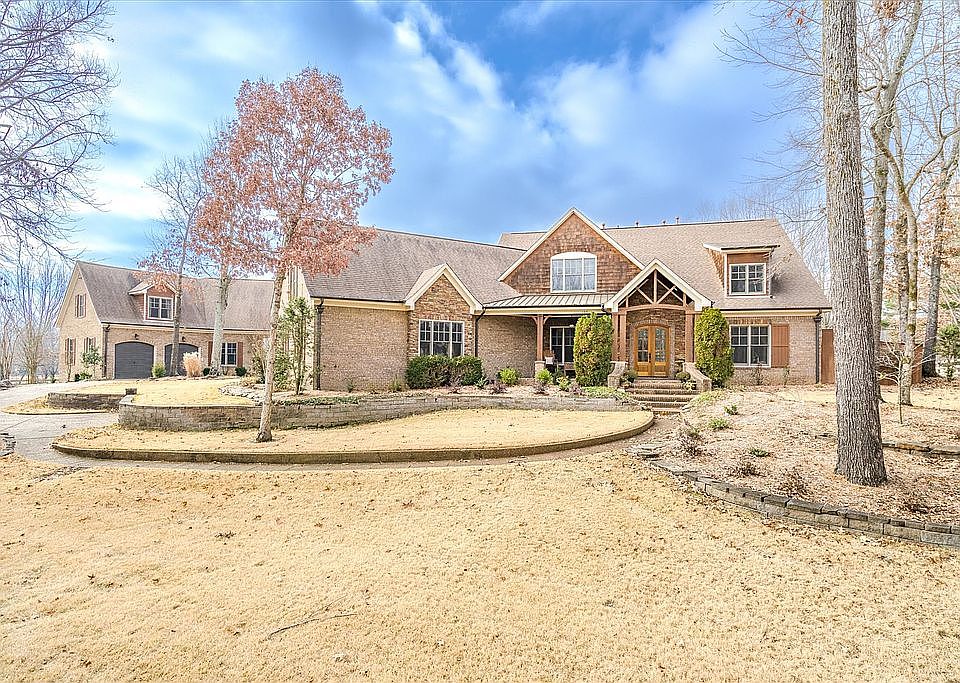 1st image of 105 Aston Cross Dr