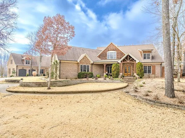 105 Aston Cross Dr, Eads, TN 38028