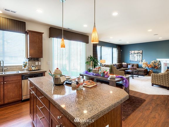 5th image of 5007 51st Avenue Ct W #2014