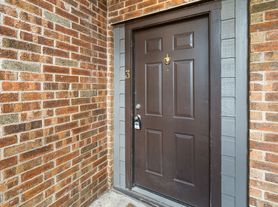 505 Bellevue Pl