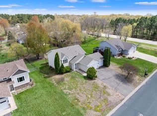 7606 Behm Ln, Lino Lakes, MN 55014