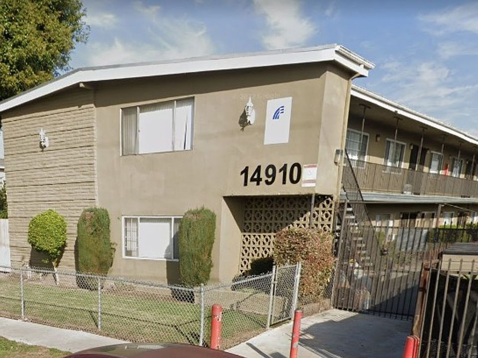 1st image of 14910 Chadron Ave APT A