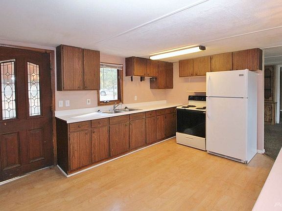107 Aspen Road (29)
