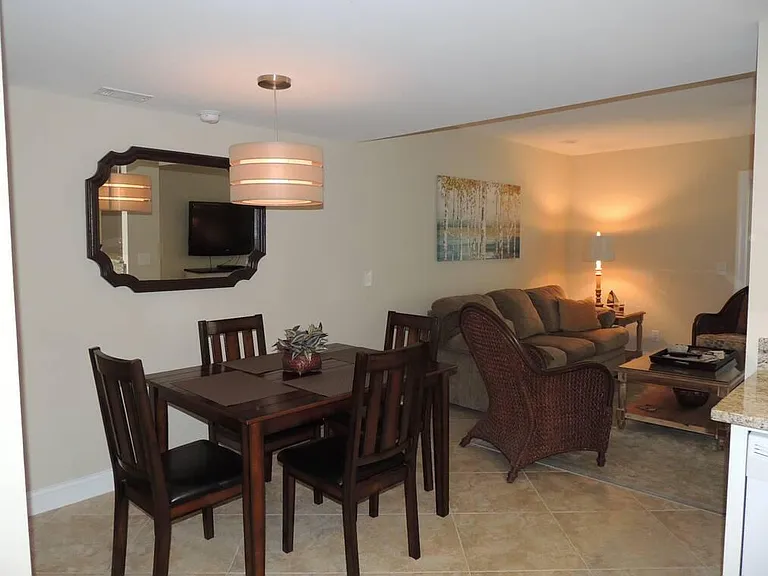 11 Tanglewood Dr #13 — Photo 3