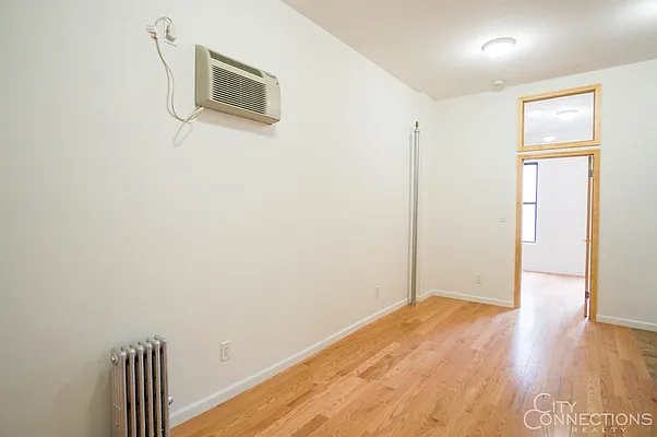 Rented by City Connections Realty | media 17