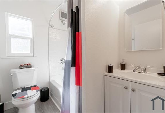 5th image of 2701 Ec Reems Ct APT 2B