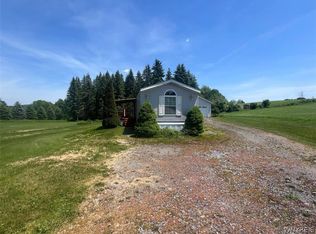 420 Prior Rd, Clayville, NY 13322