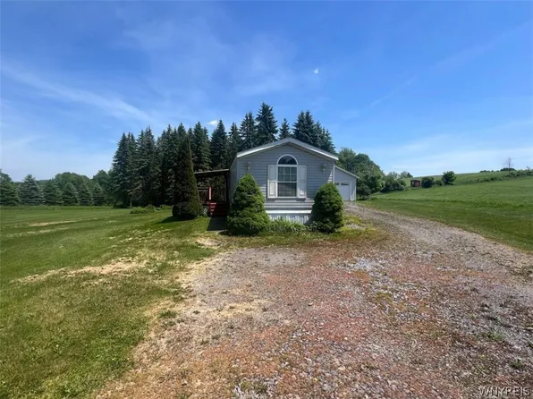 420 Prior Rd, Clayville, NY 13322