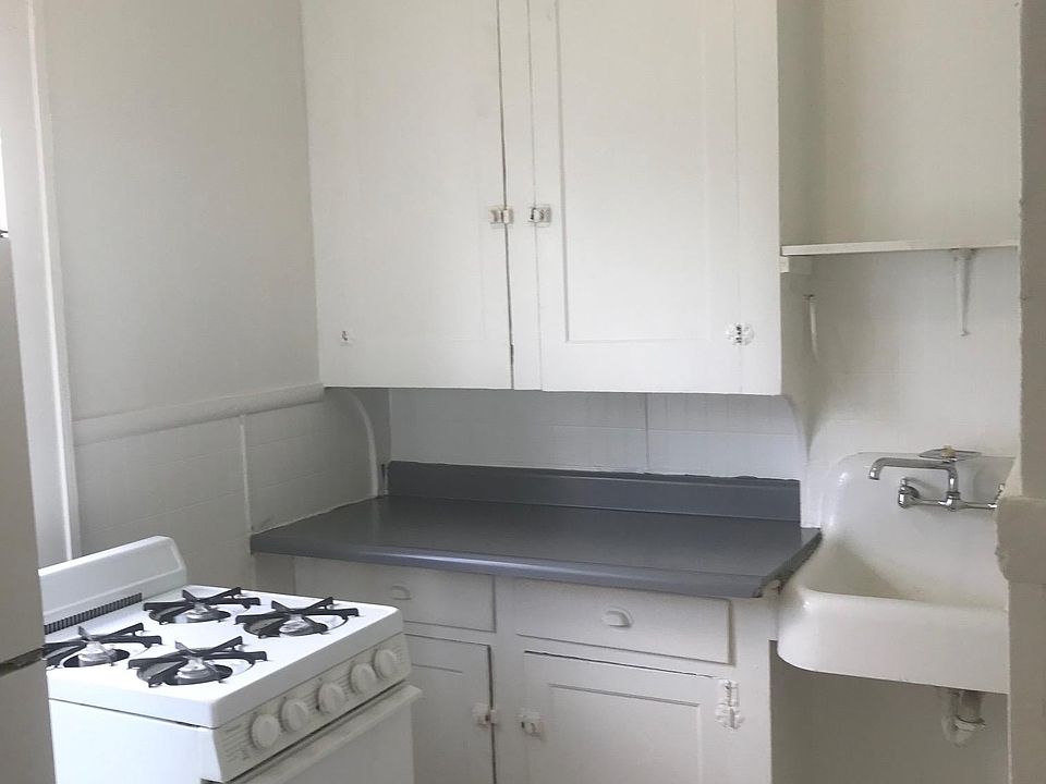 1st image of 656 Leonard St NW #1B