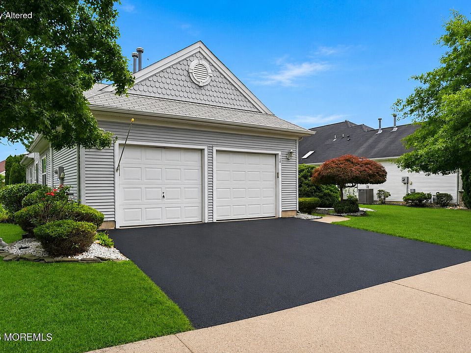 1st image of 124 Eleanor Road