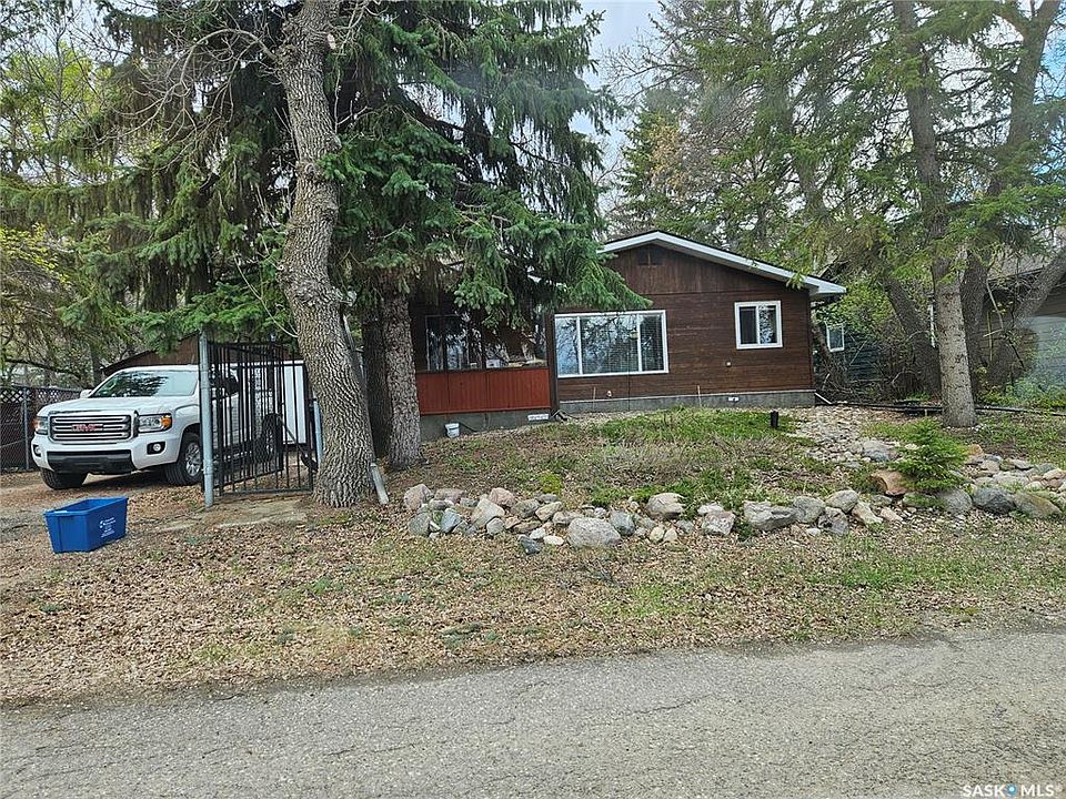 1st image of 1105 6th AVENUE